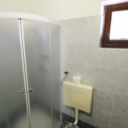 بيت ضيافة Apartments Zambratija 3*