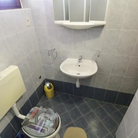 بيت ضيافة Apartments Zambratija
