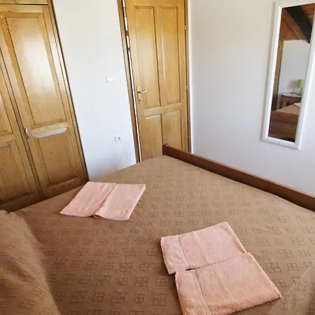 Apartments Zambratija 3*