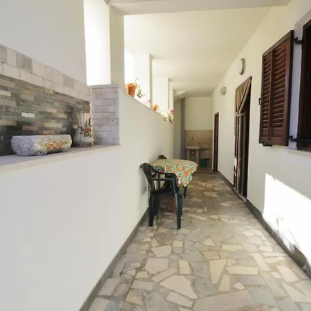 Apartments Zambratija بيت ضيافة