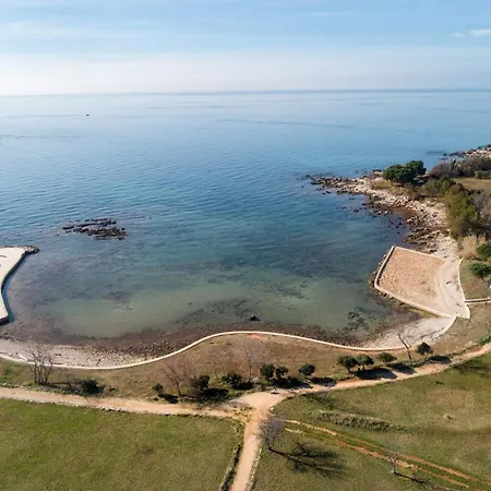 With Sea View * Zambratija (Istria)